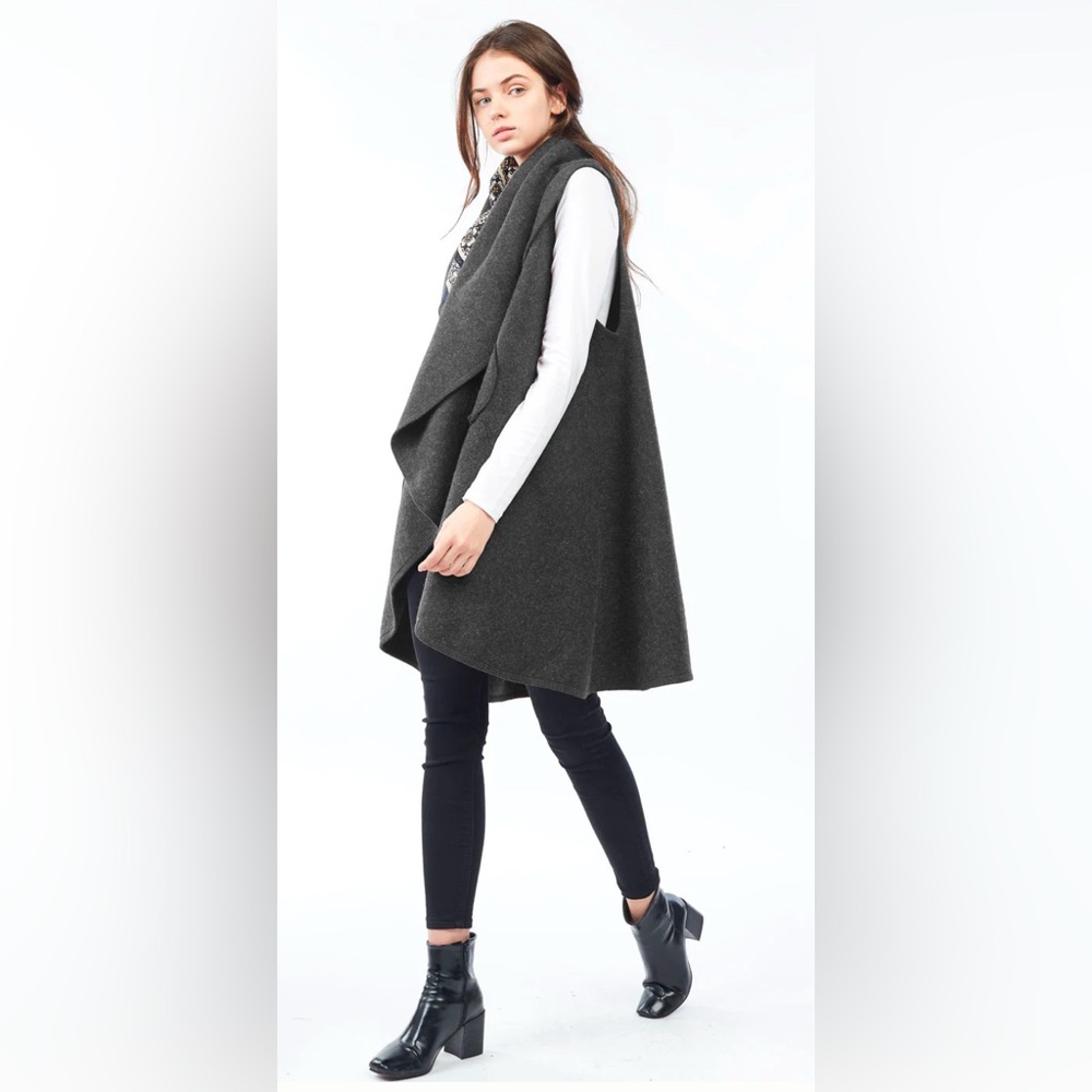 Look by M Shawl Vest
